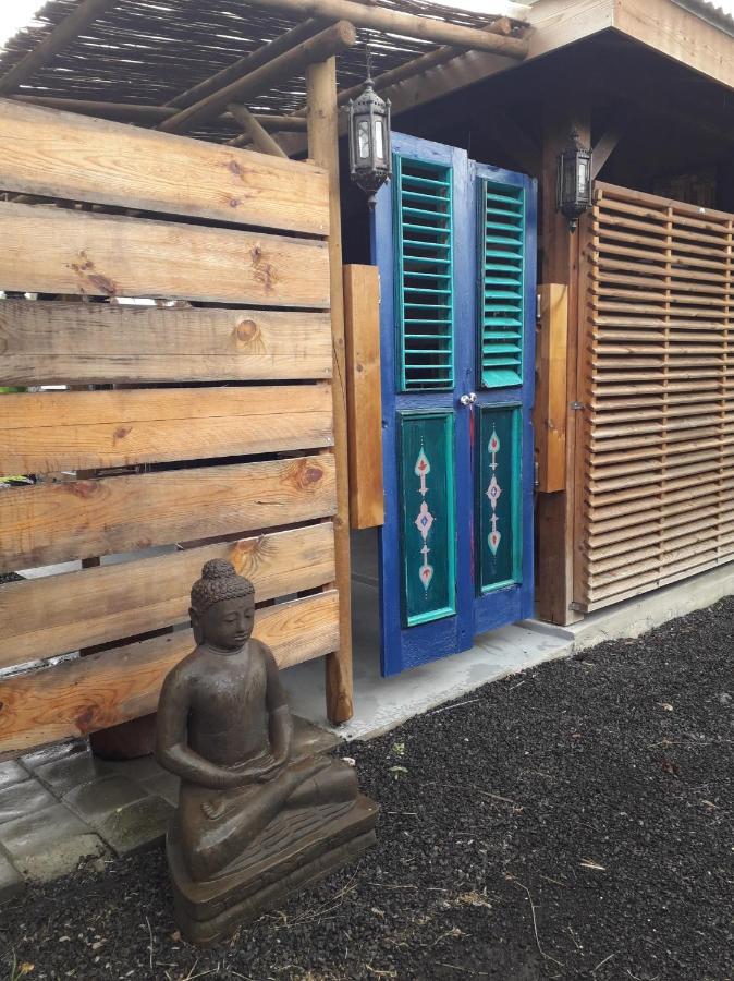 The Bluebamboo Hotel Le Moule Bagian luar foto